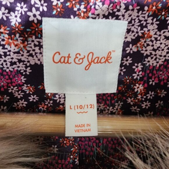 Cat & Jack Girls Faux Fur Vest L (10/12) Soft Plush Gray Sleeveless Outerwear - Picture 4 of 9